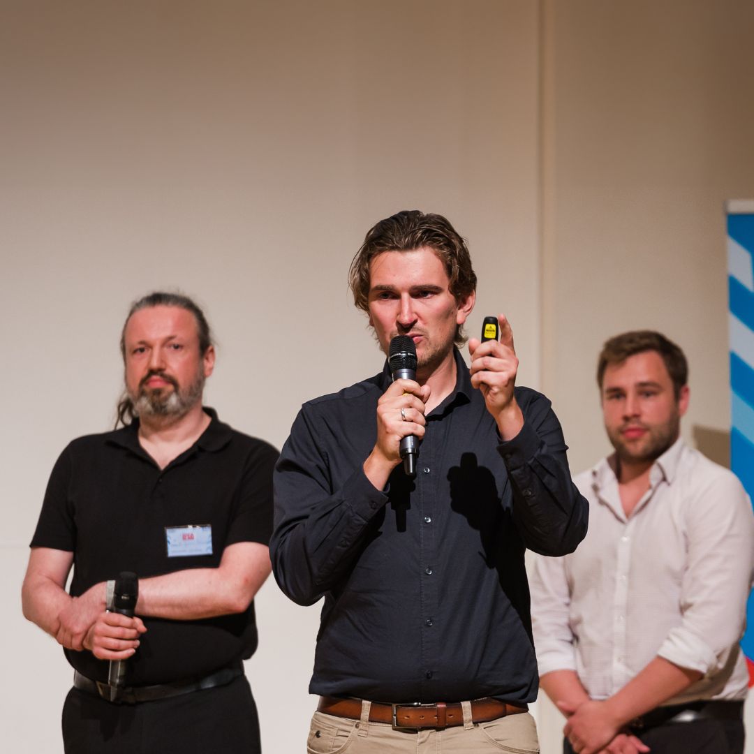 Teamfoto Coded Networks Semantics